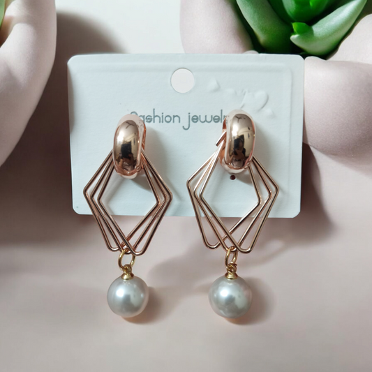 Ysora Bond Korean Golden Layer Pearl Stud Earrings