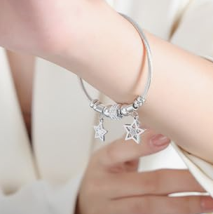 Ysora Bond Silver Star Charm Bracelet – 1 Pc