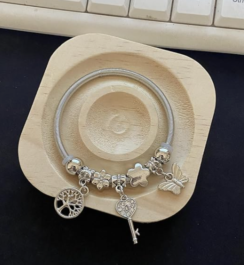 Ysora Bond Silver Key Charm Bracelet – 1 Pc