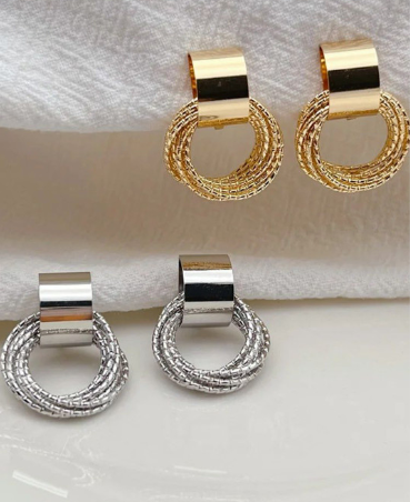 Ysora bond Combo Pack of 2 Stylish Golden & Silver Plated Round Hoop Earrings for Women and Girls
